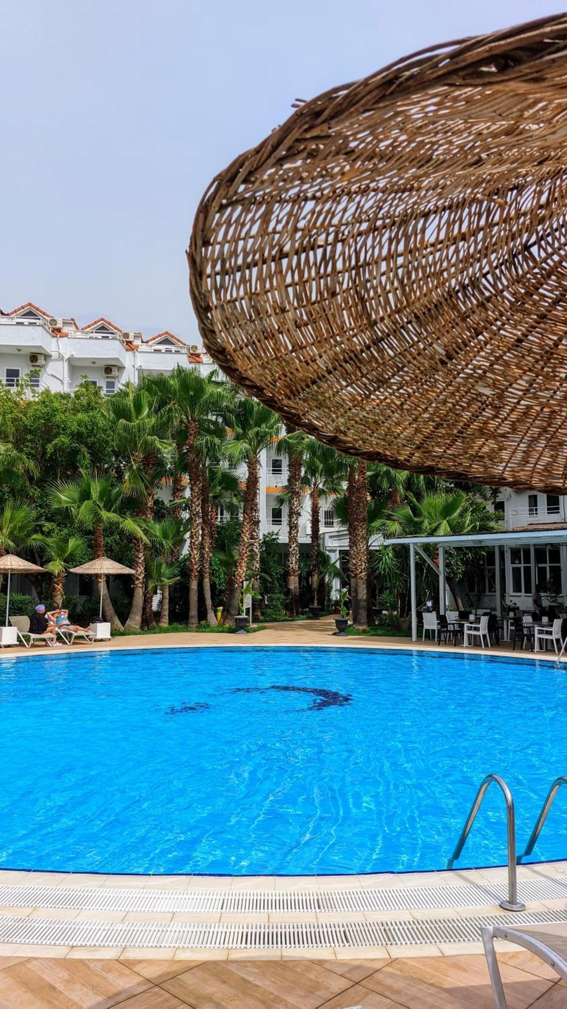 Uk Hotel Kiris Анталья Экстерьер фото